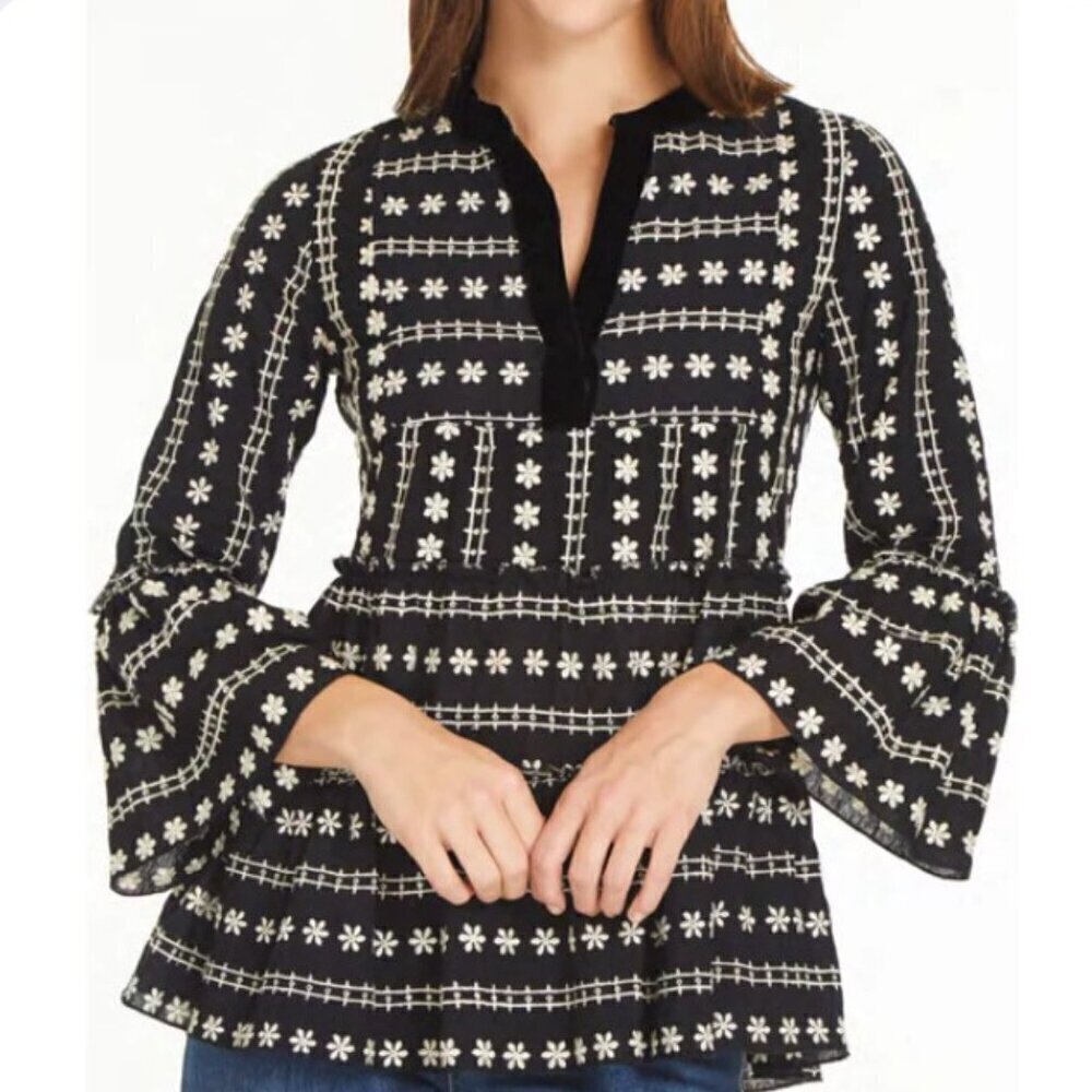 NWT John Mark Women’s Black & White Embroidered‎ Tunic V-Neck Blouse Medium